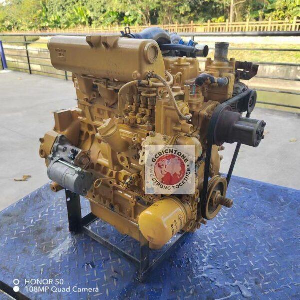 Дизельный двигатель Cat C2.4 7 Дизельный двигатель Cat C2.4